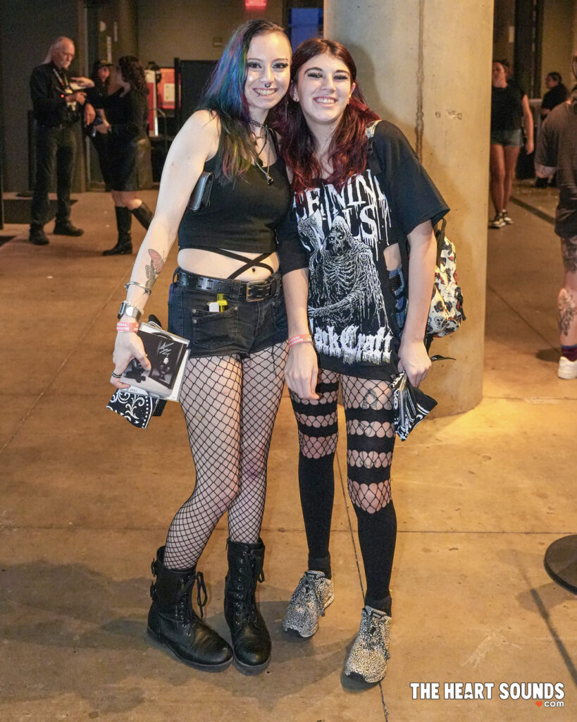 Fans/Yungblud - Photo: Nacho DelaGarza