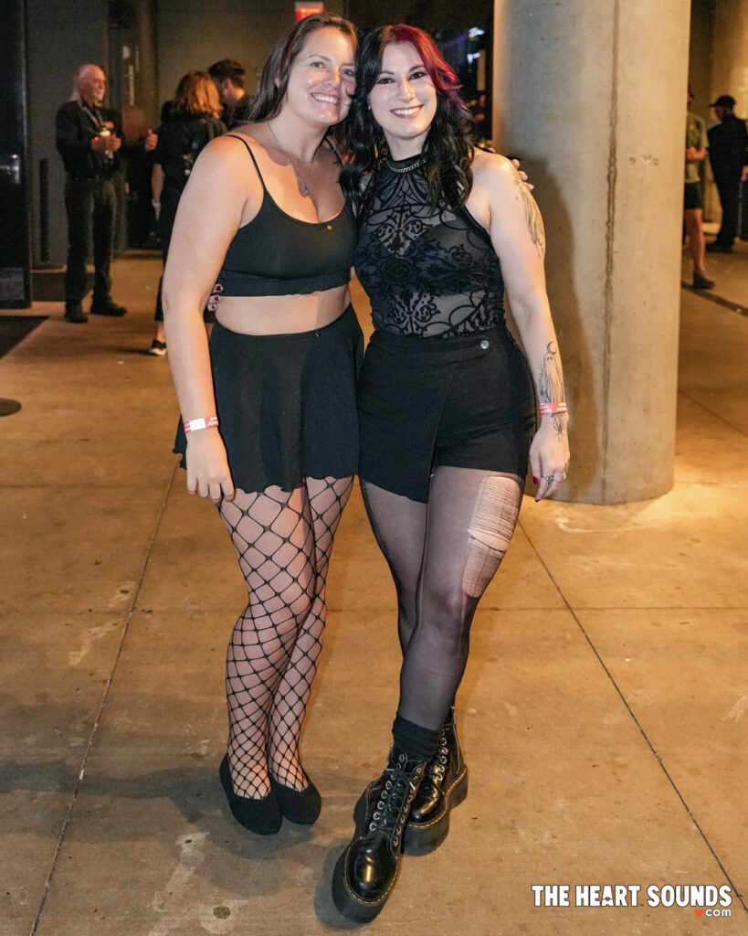 Fans/Yungblud - Photo: Nacho DelaGarza