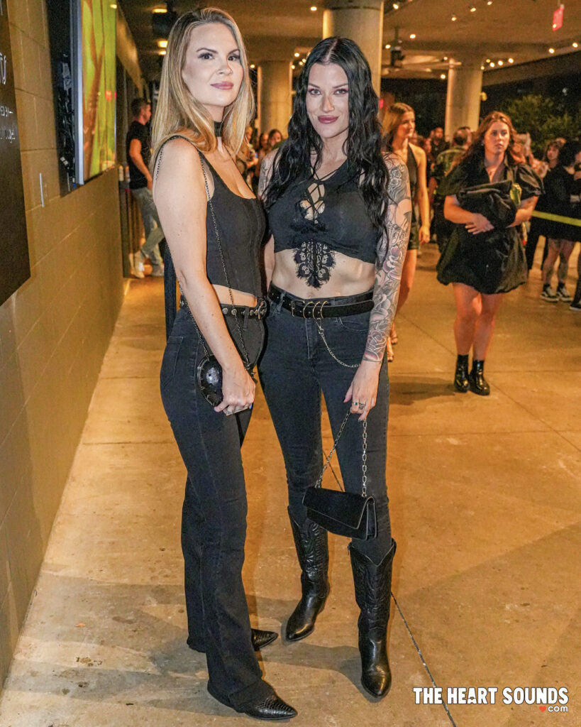 Fans/Yungblud - Photo: Nacho DelaGarza