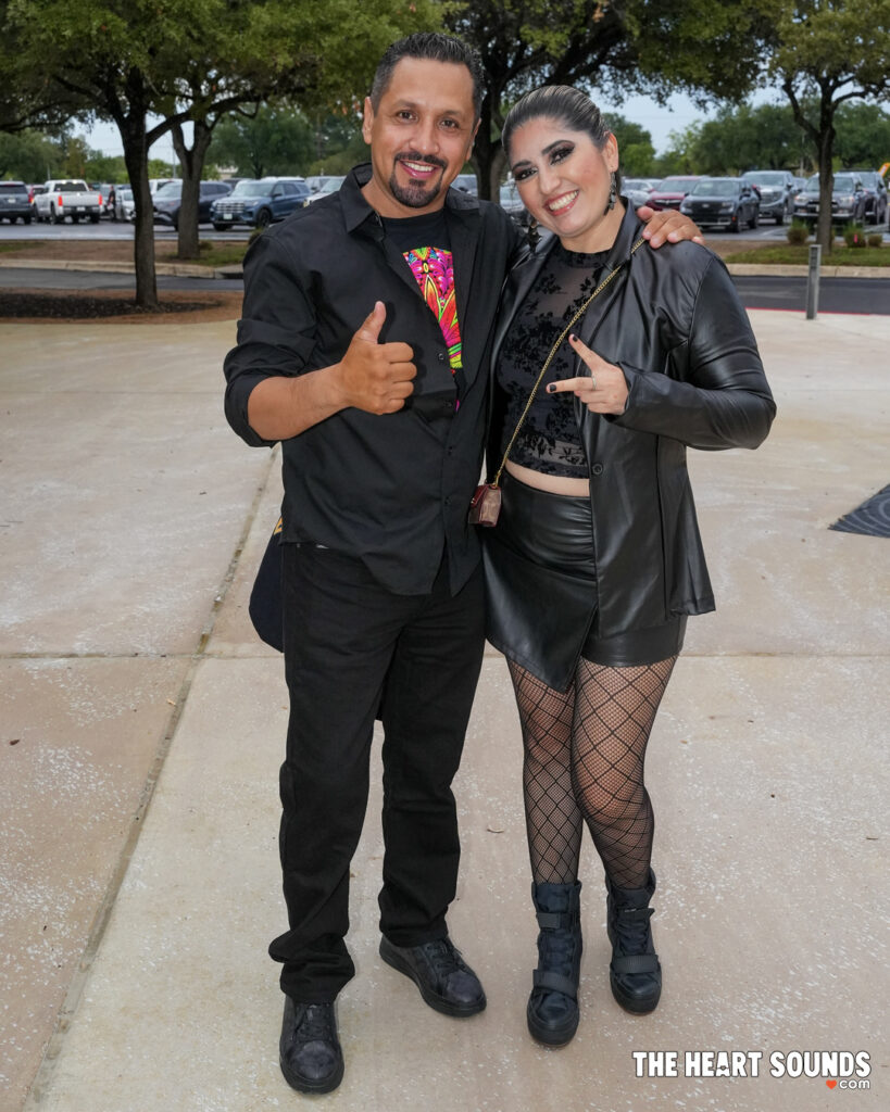 Fans/Maná - Photo: Nacho DelaGarza