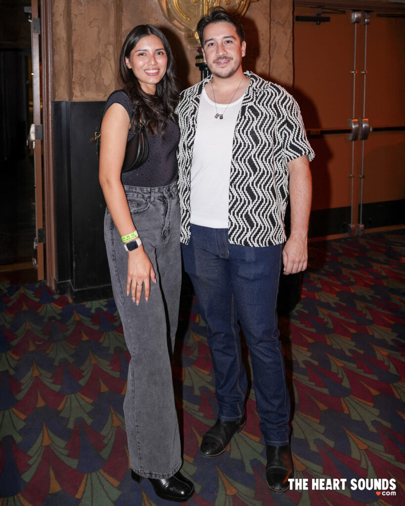 Fans/Durand Jones - Photo: Nacho DelaGarza