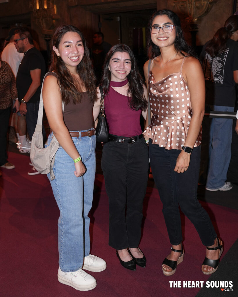 Fans/Durand Jones - Photo: Nacho DelaGarza