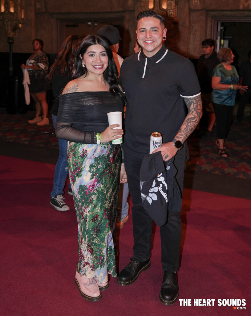 Fans/Durand Jones - Photo: Nacho DelaGarza