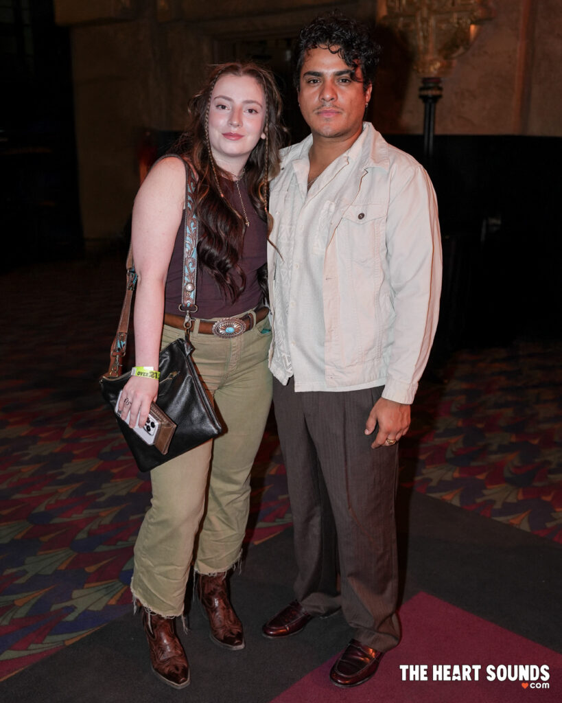 Fans/Durand Jones - Photo: Nacho DelaGarza