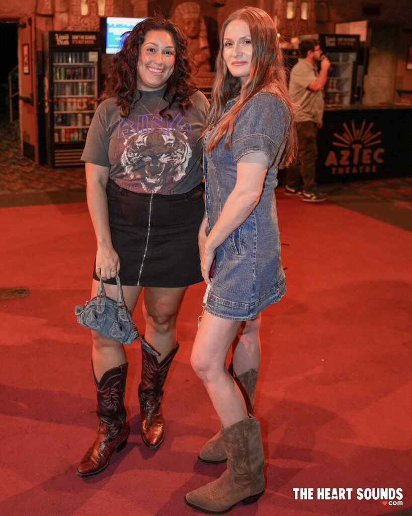 Fans/Role Model - Photo: Nacho DelaGarza