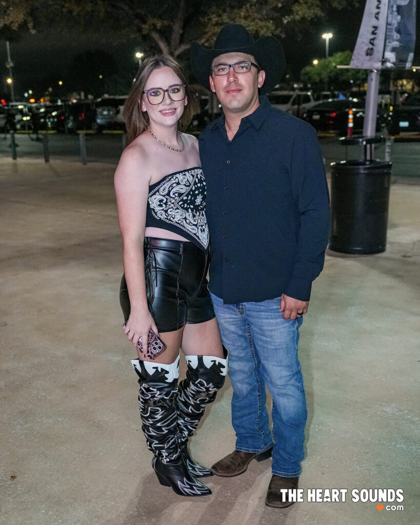 Fans / Christian Nodal - Photo: Nacho DelaGarza