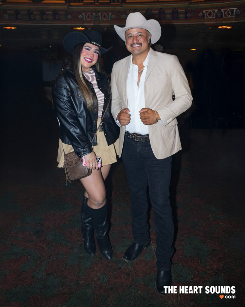 Fans / Ángela Aguilar - Photo: Nacho DelaGarza