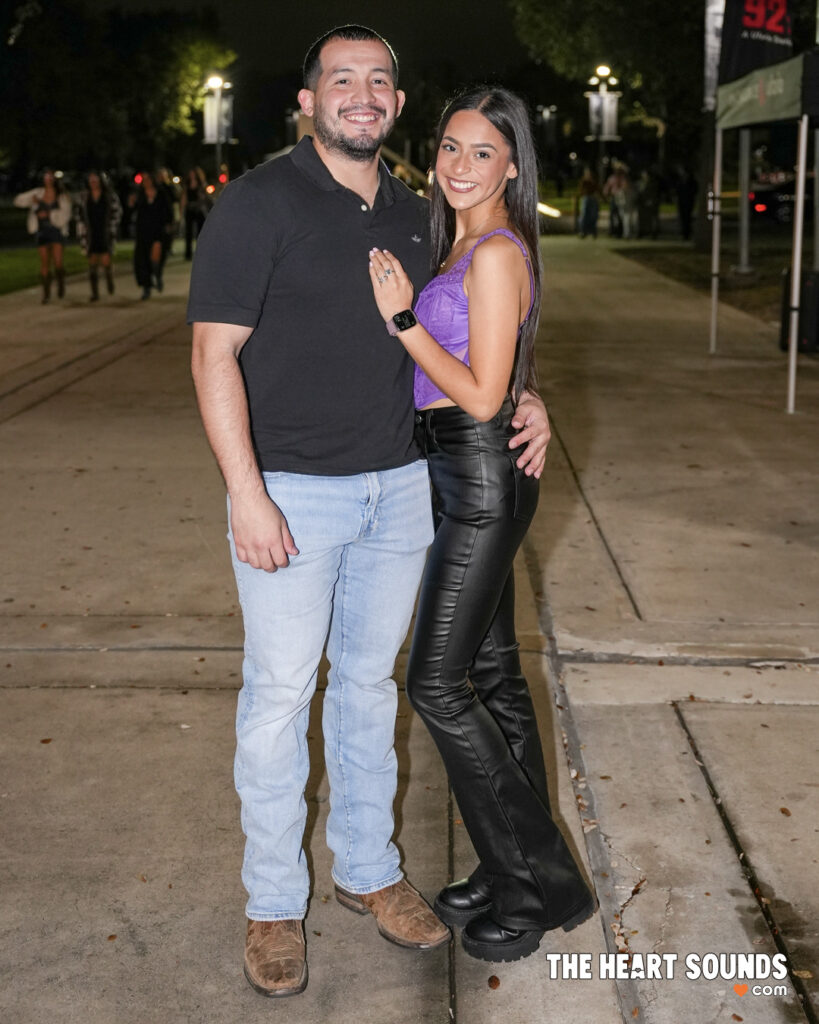 Fans / Christian Nodal - Photo: Nacho DelaGarza