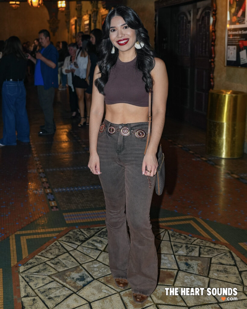 Fans / Ángela Aguilar - Photo: Nacho DelaGarza