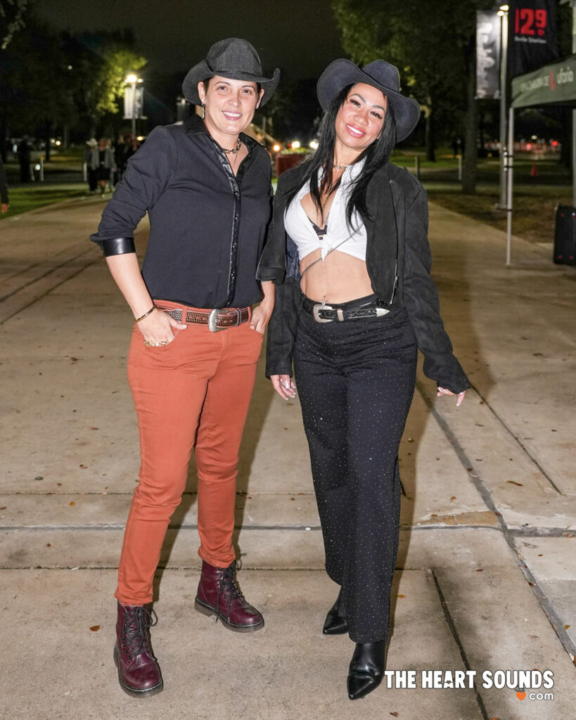 Fans / Christian Nodal - Photo: Nacho DelaGarza