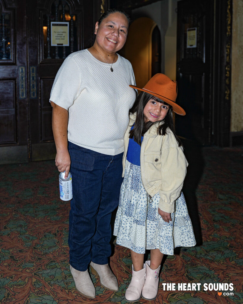 Fans / Ángela Aguilar - Photo: Nacho DelaGarza