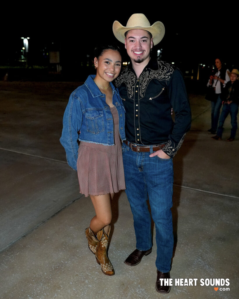 Fans / Christian Nodal - Photo: Nacho DelaGarza