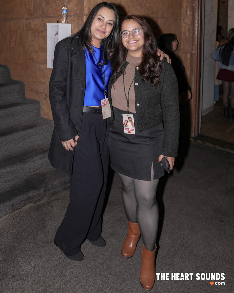 Fans / Jesse & Joy - Photo: Nacho DelaGarza