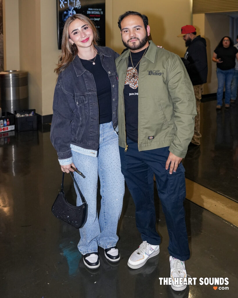 Fans / Xavi - Photo: Nacho DelaGarza