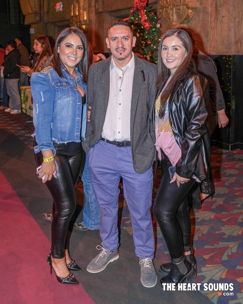 Fans / Jesse & Joy - Photo: Nacho DelaGarza