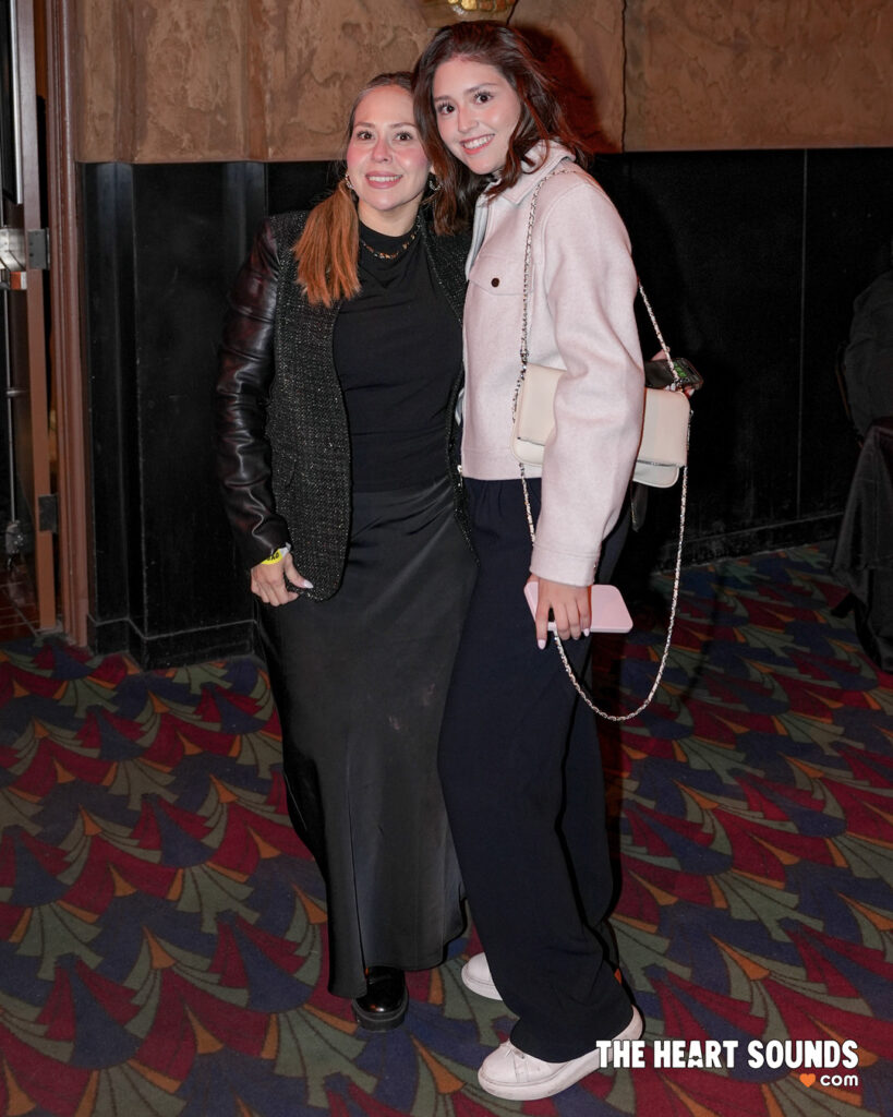 Fans / Jesse & Joy - Photo: Nacho DelaGarza