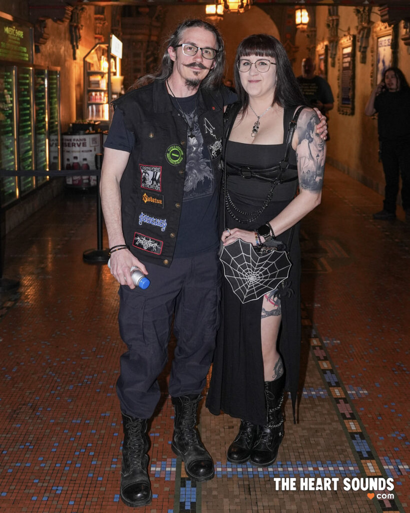 Fans / Opeth - Photo: Nacho DelaGarza