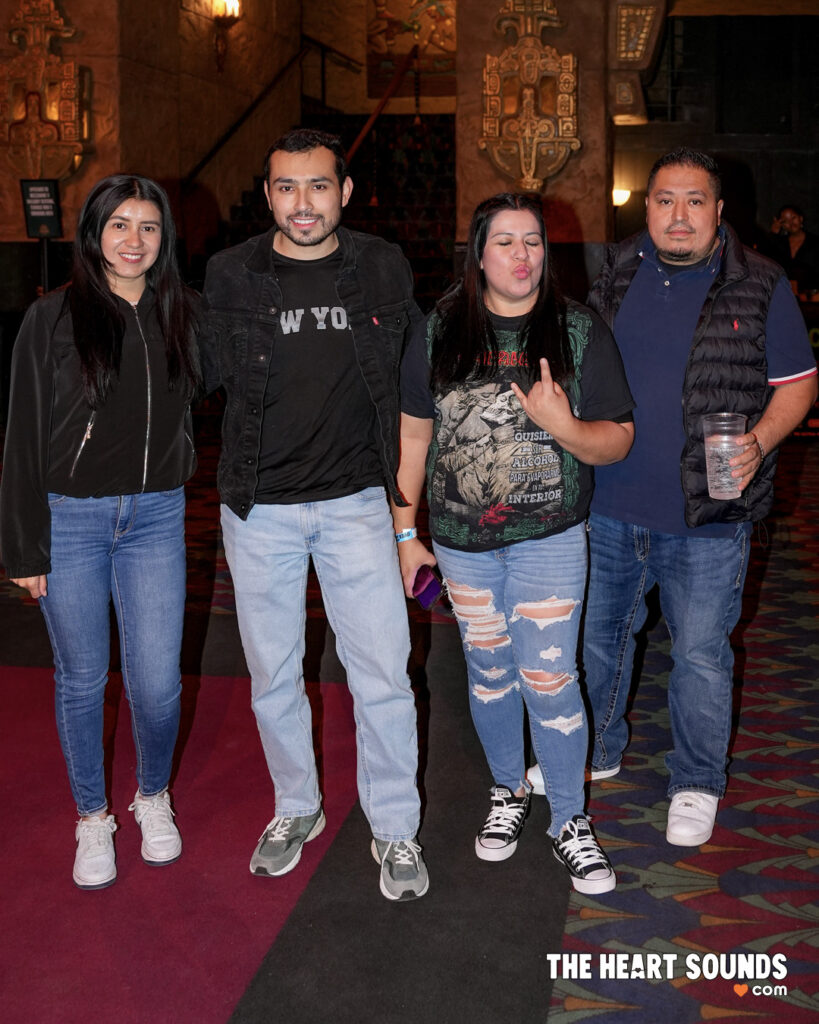 Fans / Caifanes - Photo: Nacho DelaGarza