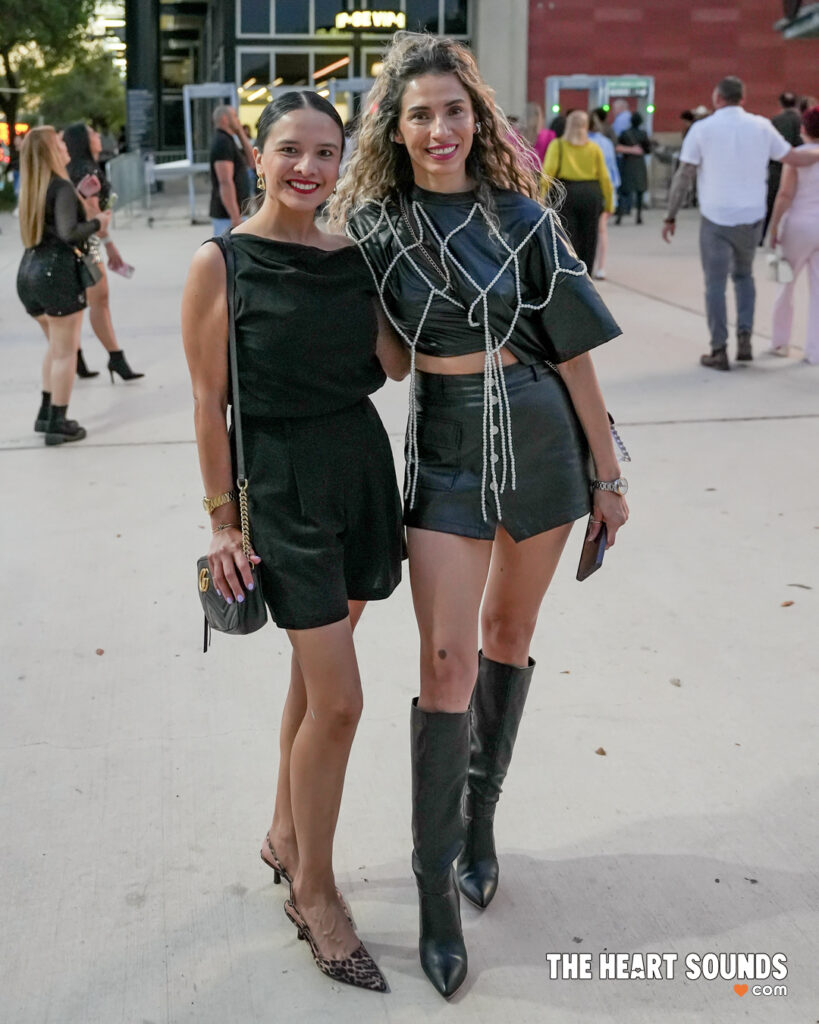 Fans / Arjona - Photo: Nacho DelaGarza