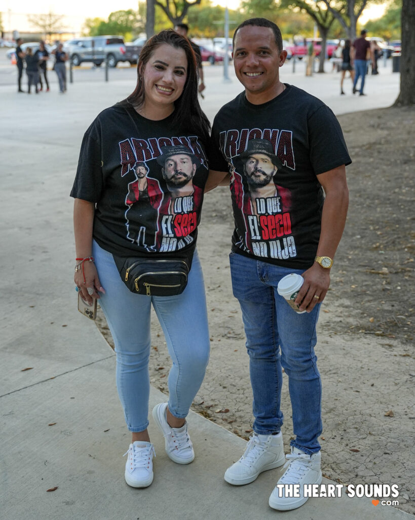 Fans / Arjona - Photo: Nacho DelaGarza