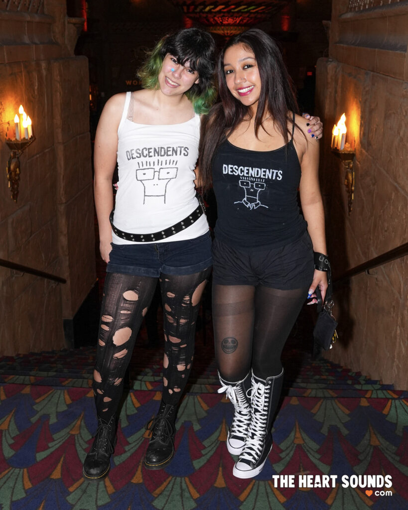 Fans / Descendents - Photo: Nacho DelaGarza