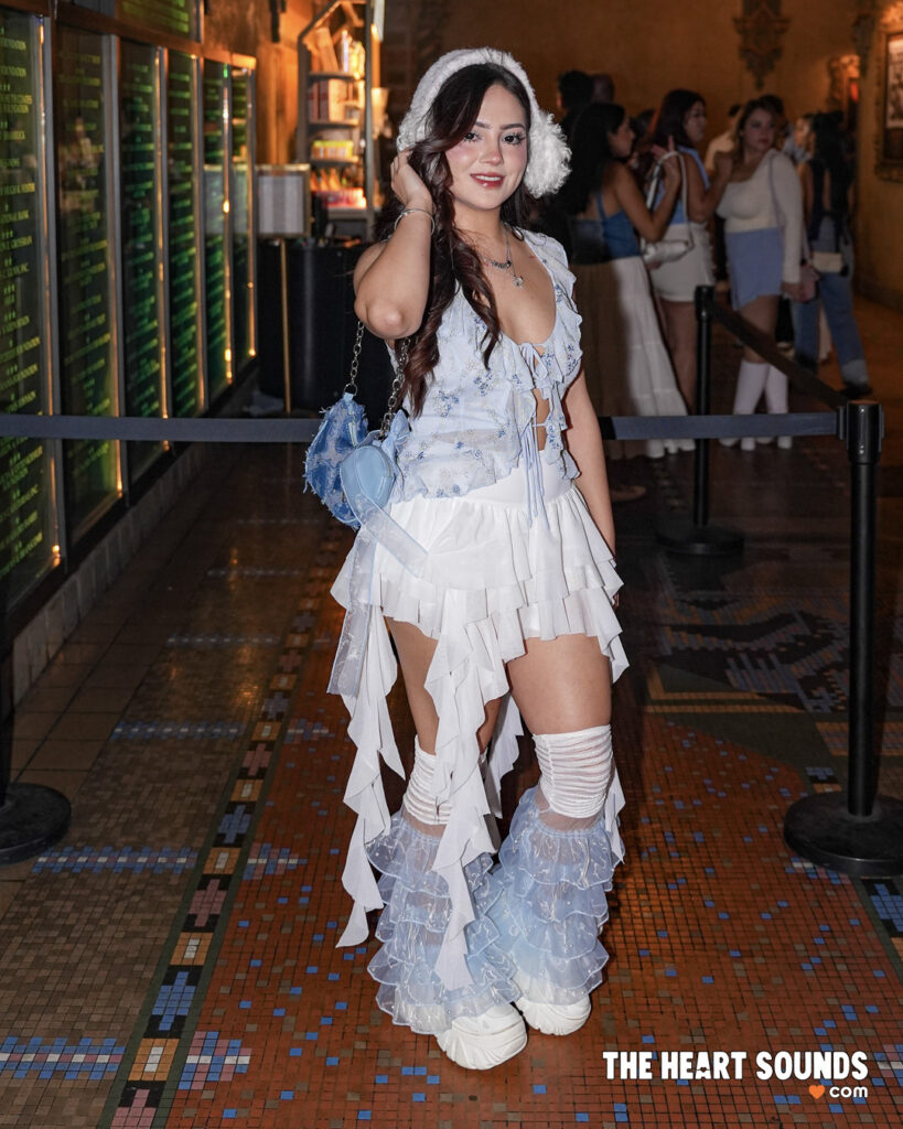 Fans / Humbe - Photo: Nacho DelaGarza