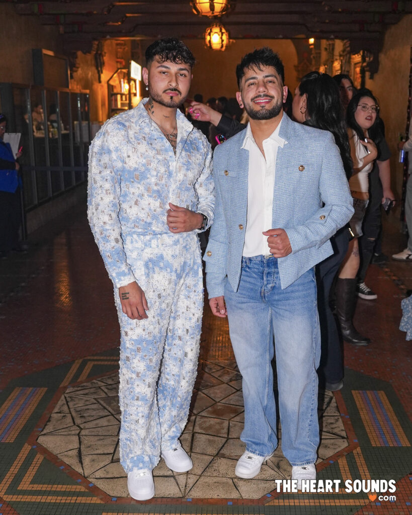 Fans / Humbe - Photo: Nacho DelaGarza