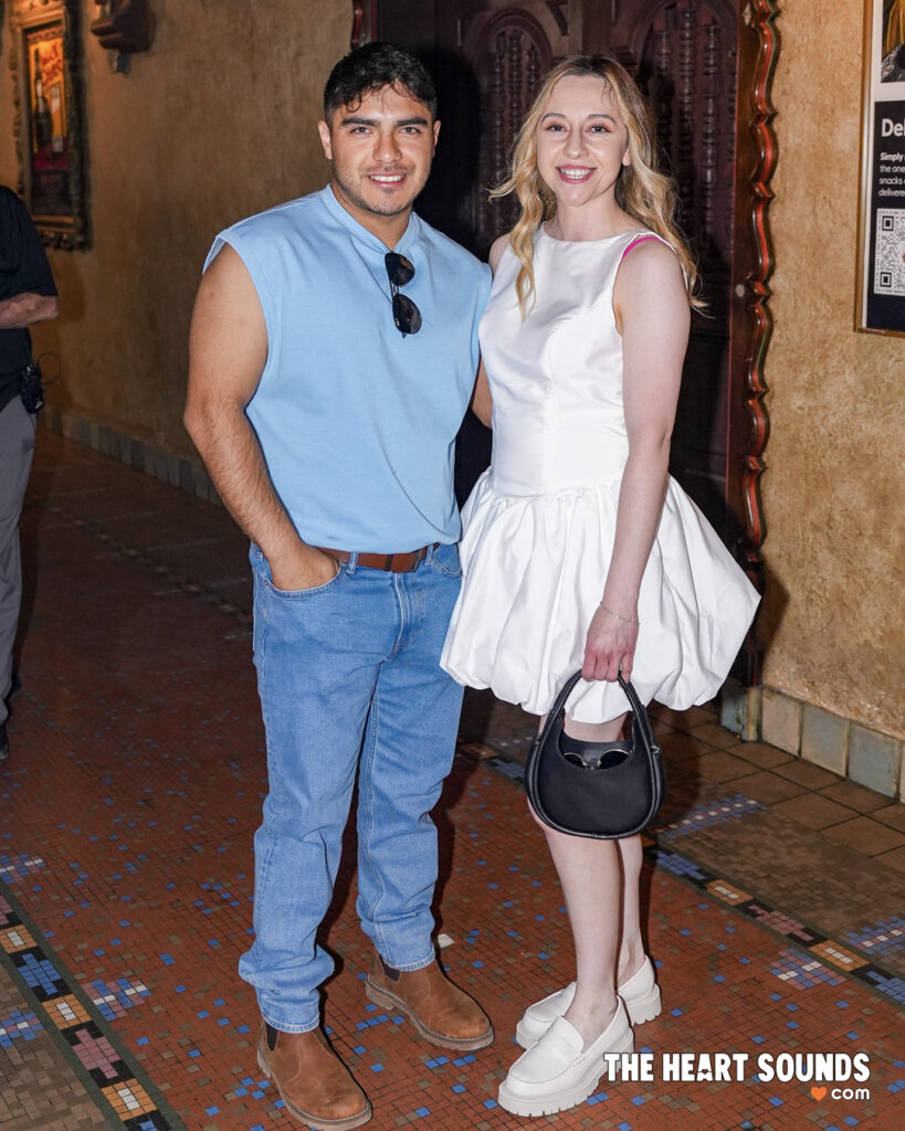 Fans / Humbe - Photo: Nacho DelaGarza