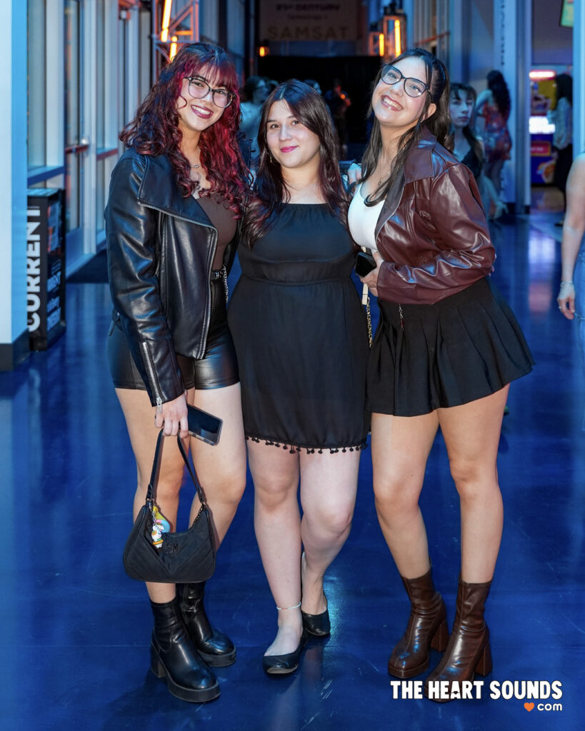 Fans / Camila - Photo: Nacho DelaGarza