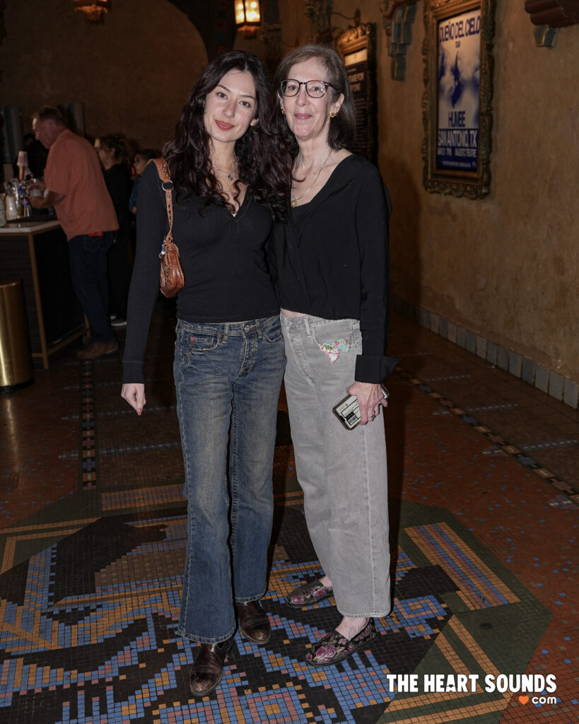 Fans / Robert Plant - Photo: Nacho DelaGarza