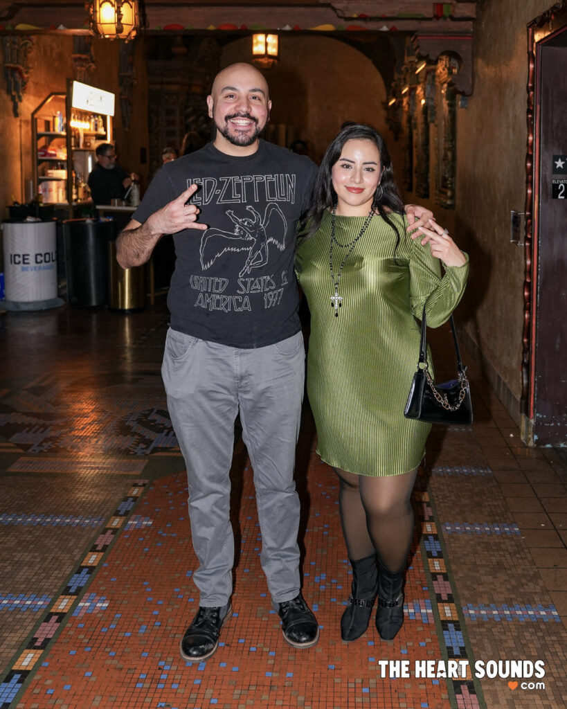 Fans / Robert Plant - Photo: Nacho DelaGarza