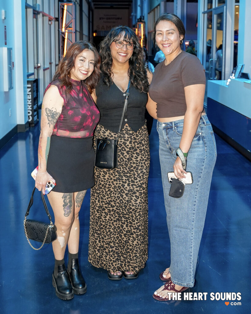 Fans / Camila - Photo: Nacho DelaGarza