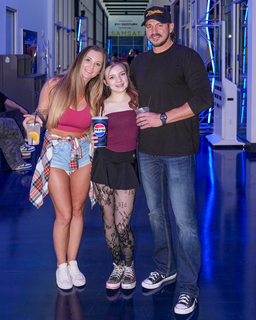 Fans / Boys Like Girls - Photo: Nacho DelaGarza