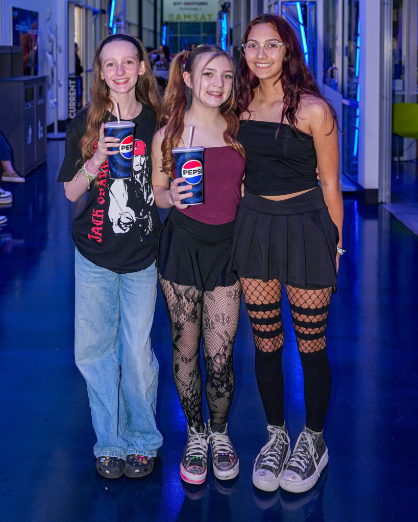 Fans / Boys Like Girls - Photo: Nacho DelaGarza