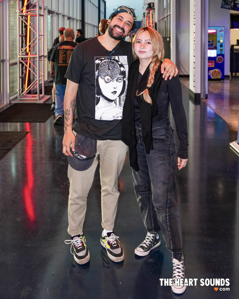 Fans / Bush - Photo: Nacho DelaGarza