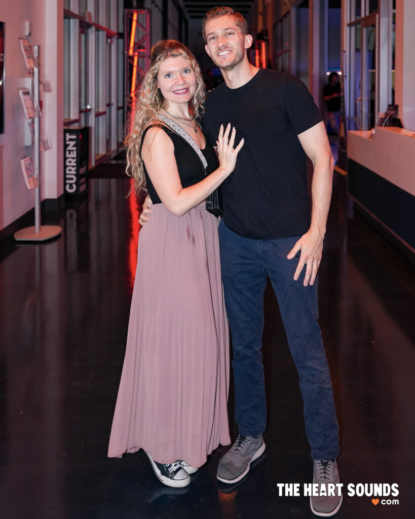 Fans / Bush - Photo: Nacho DelaGarza