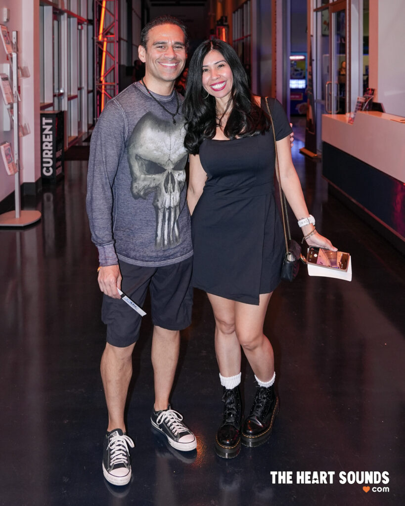 Fans / Bush - Photo: Nacho DelaGarza