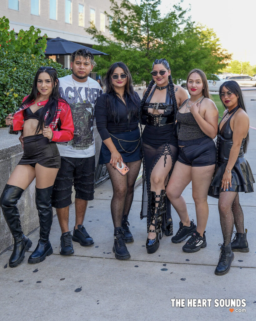 Fans / Cazzu - Photo: Nacho DelaGarza