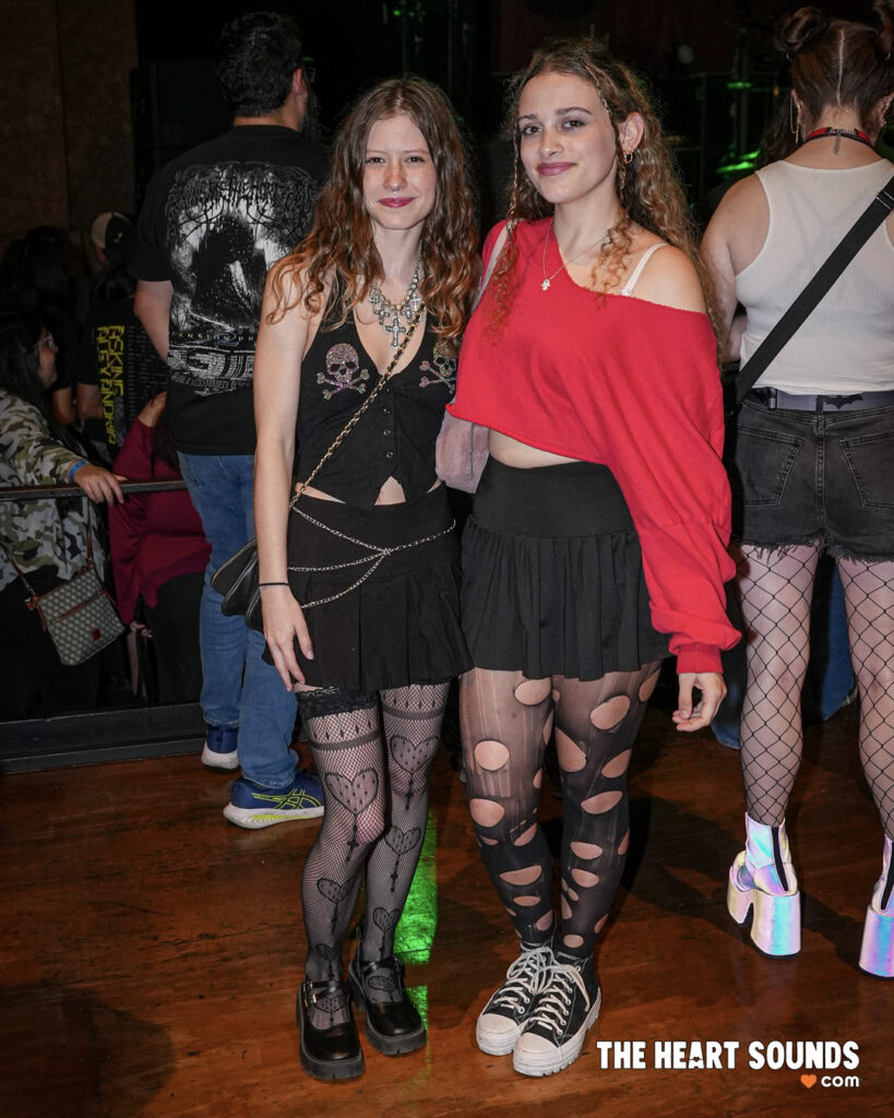 Fans / Black Veil Brides  - Photo: Nacho DelaGarza