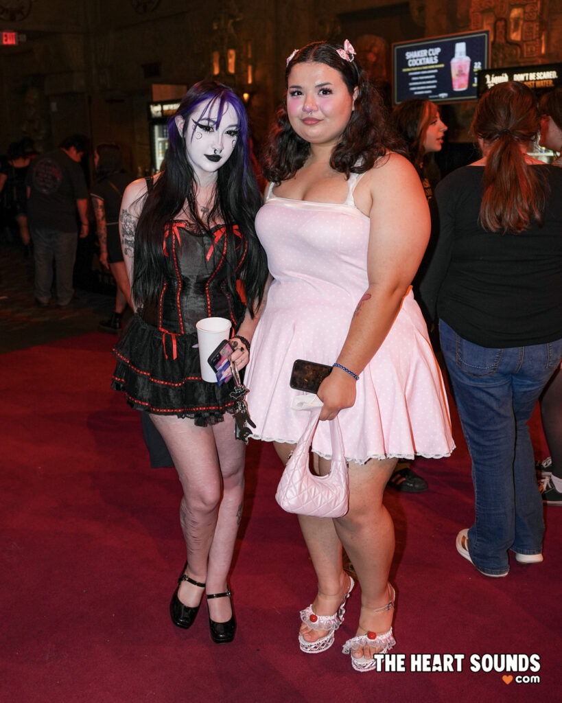 Fans / Kittie - Photo: Nacho DelaGarza