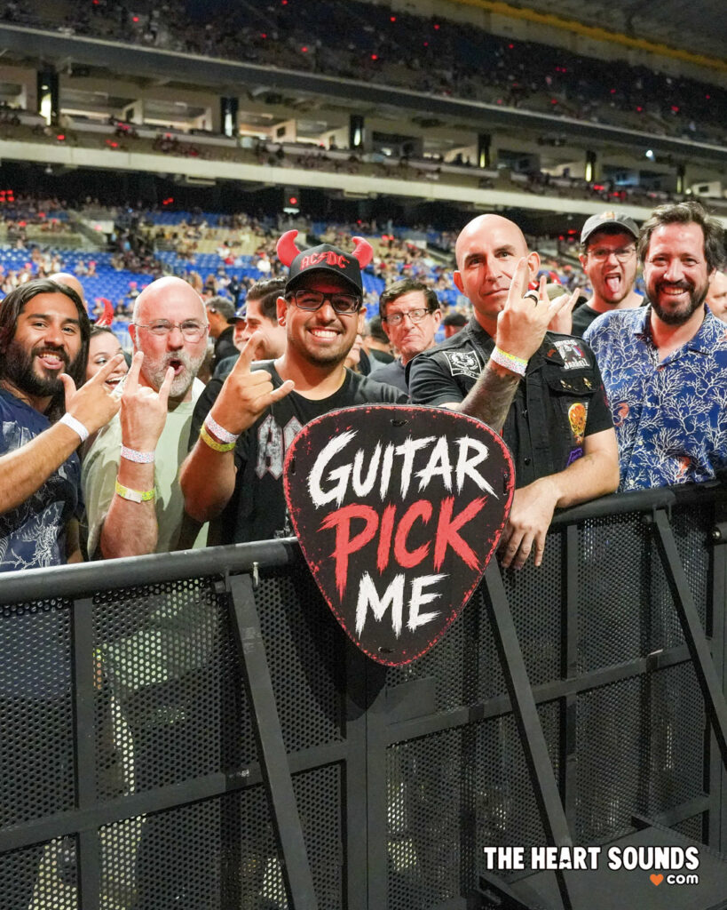 Fans / AC/DC - Photo: Nacho DelaGarza
