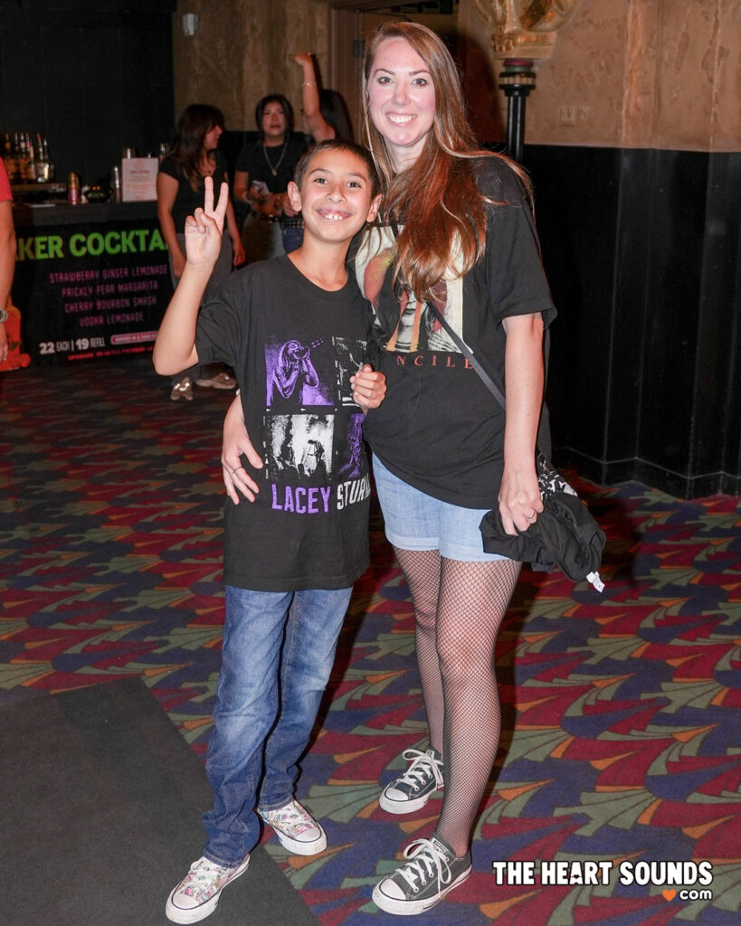 Fans / Flyleaf - Photo: Nacho DelaGarza