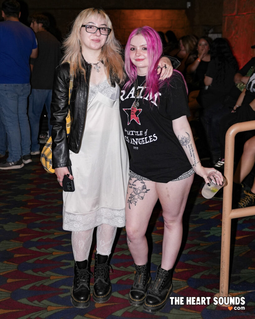 Fans / Flyleaf - Photo: Nacho DelaGarza