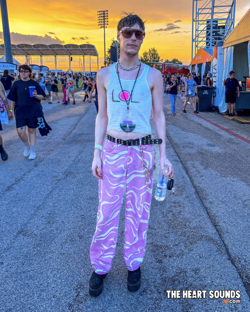 Fans / Kesha - Photo: Nacho DelaGarza